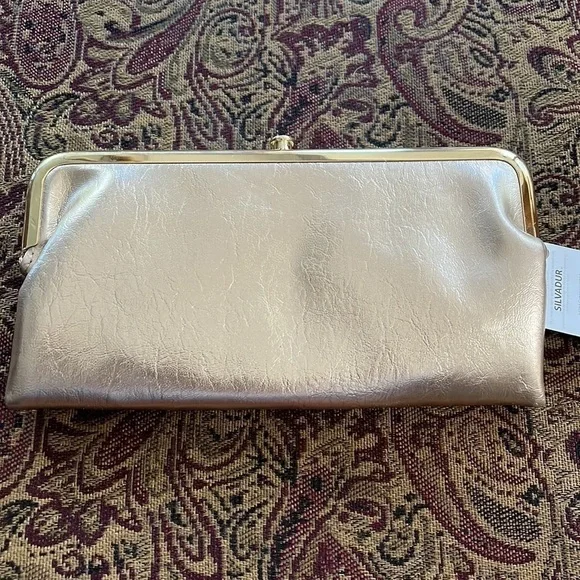 Light gold clutch that is actually functional, lots of space, new - Picture 5 of 6